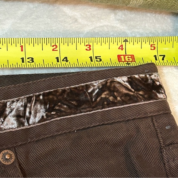 Liz Claiborne Bootcut Jeans Chocolate Sz 12R Velvet Trim - Picture 8 of 10